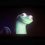 Lizard button GIF Template meme template